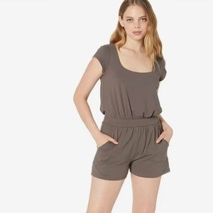 Susana Monaco Womens Brown Scoop Front Short Sleeve Romper Pockets SizeS NWT